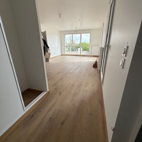 Location Appartement 3 pièces 70m² BAYEUX 14400 - Photo 1