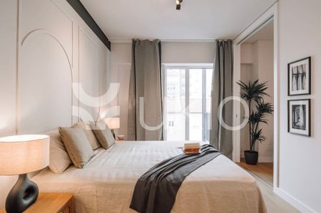 2 bedroom luxury Apartment for rent in Lisbon, Portugal - Photo 4