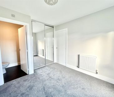 February Courtyard, The Staiths, Gateshead, NE8 - Photo 6