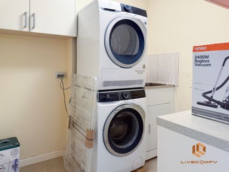 South Perth - Photo 5