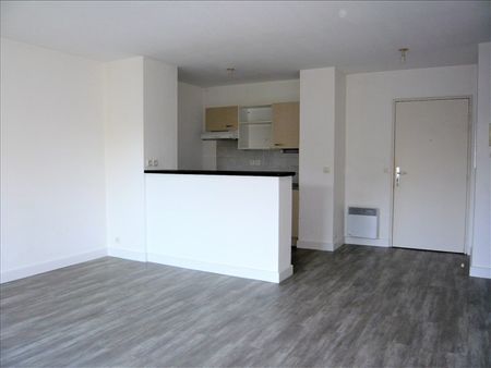 Location Appartement 3 pièces 62m² PAU 64000 - Photo 3