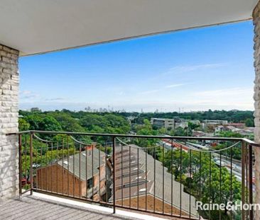 Spacious 2 Bedroom Apartment - Photo 4