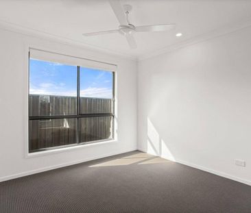 For Rent – Brand New Family Home in Emerald Fields, Old Bar - Photo 2