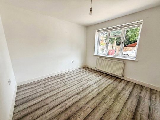 3 bedroom bungalow to rent - Photo 1