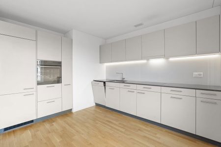 3.5 Zimmer, 92 m², 4. Stock - Photo 3