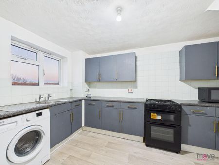 2 bedroom flat to rent - Photo 4