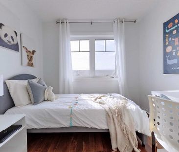 For Lease - 46 Artania Street, Oshawa, Ontario - Photo 5