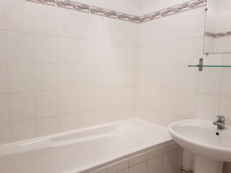Location Appartement 2 pièces 38m² VALENCIENNES 59300 - Photo 5