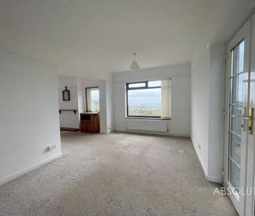 2 bedroom detached bungalow to rent - Photo 2