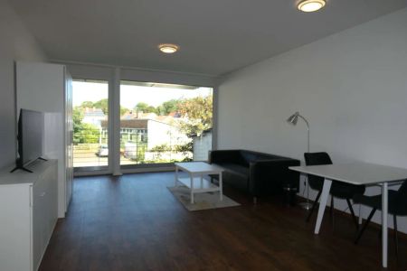 SCHICK & NEU: möbliertes, barrierearmes 1-Zi.-Apartment mit Balkon zentral in Langenau zu vermieten! - Foto 5