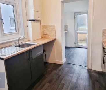 3 bedroom House To Let - Photo 4