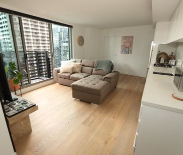 Stunning Two Bedroom Apartment with a View and Furnished - Photo 4