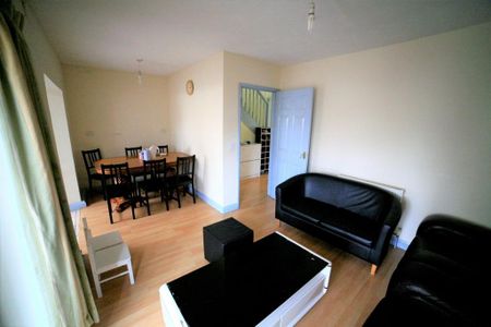 4 bedroom house to rent - Photo 5