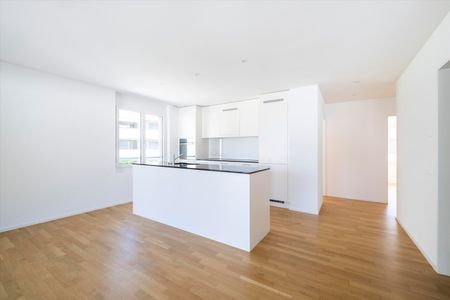 "Grosszügig, sonnig und nah am Walensee" - Foto 4