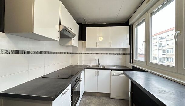 Appartement 4 pièces 69m2 REIMS 828 euros - Photo 1
