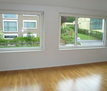 Wundervolle 4.5-Zimmer Maisonettewohnung mit Garten - Photo 5