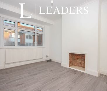 3 bedroom house to rent Trinity Walk, CV11 - Photo 3