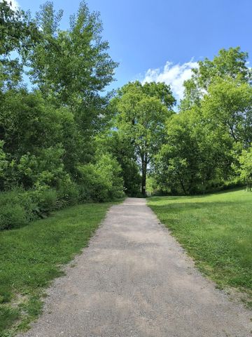 West River Apartments - Photo 4