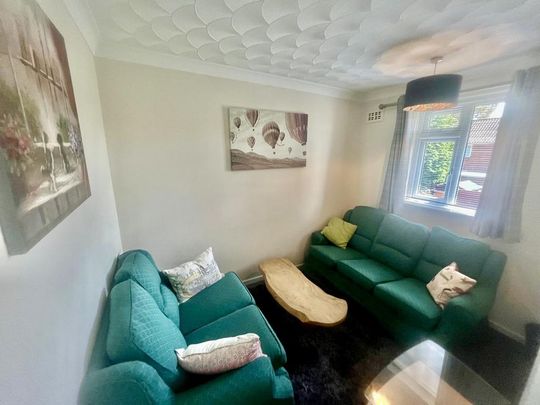 4 bedroom house to rent - Photo 1