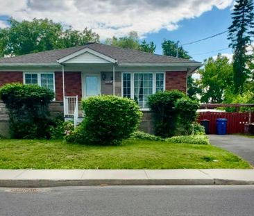 Maison de plain-pied à louer - Brossard (Noms de rues (A)) Maison d... - Photo 2