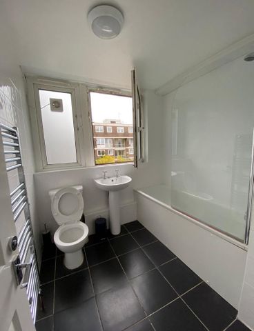 4 bedroom flat share to rent - Photo 2