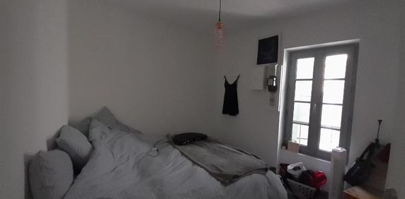 Location Appartement 2 pièces 28m² MARIGNANE 13700 - Photo 2