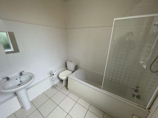 1 bedroom ground floor flat to rent - Photo 1