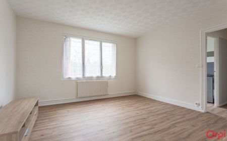 Appartement à louer 4 pièces • 62,81 m2 Sainte-Geneviève-des-Bois - Photo 4