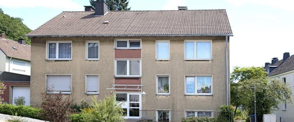 3-Zimmer-Wohnung im 1. OG mit Balkon und Tageslichtbad - Foto 1