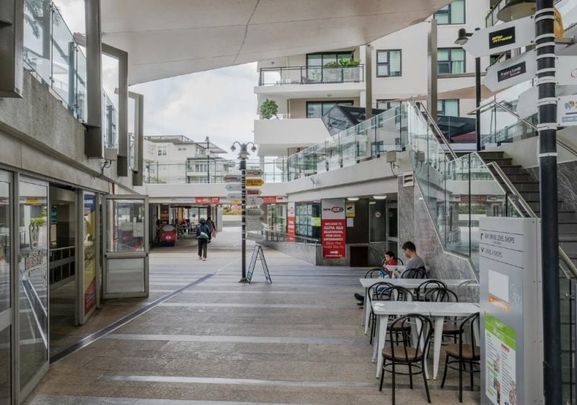 Sunlit & Stylish | Resort-Style Living in Meadowbank - Photo 1