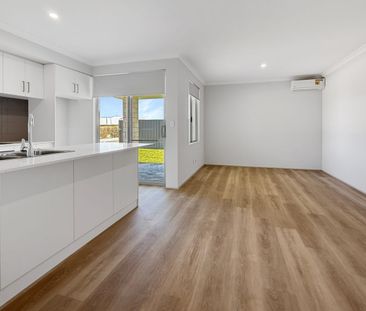 Brand new & ready for you - Photo 6