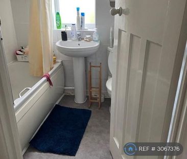 1 bedroom in a house share to rent - Photo 6