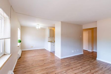 Hillcrest Apartments - Photo 4