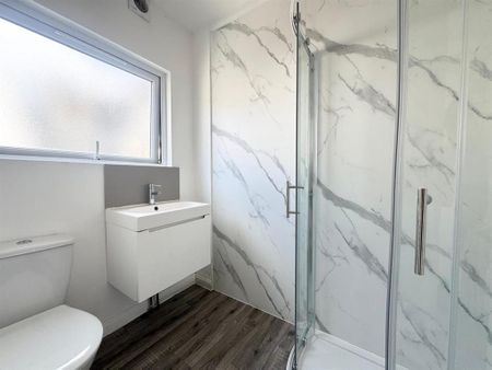 5 bedroom terraced house to rent - Photo 2