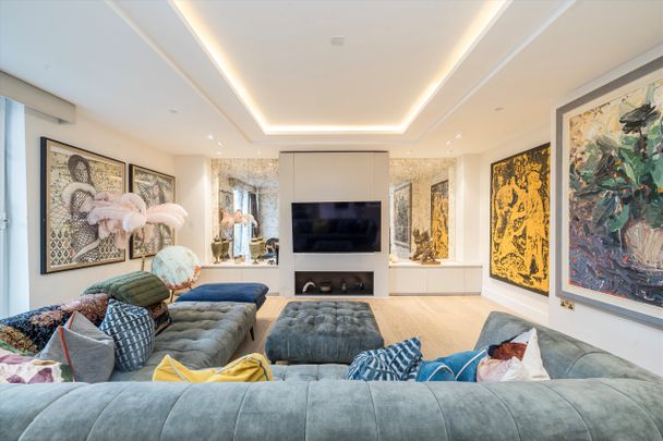 Radnor Terrace, Kensington, W14, London - Photo 1