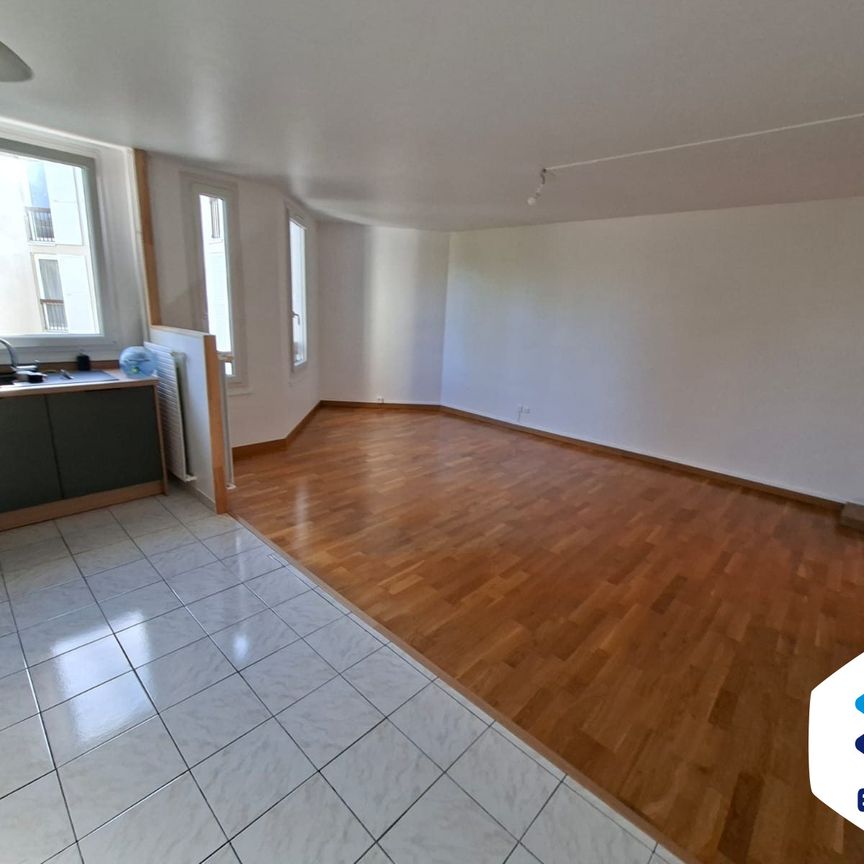 Location Appartement 3 pièces 73m² COMPIEGNE 60200 - Photo 1