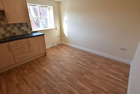 Magdalen Street, Thetford, IP24 - Photo 2