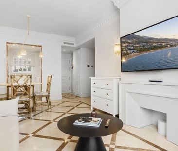 1 Bedroom Apartment For Rent in Nueva Andalucía, Málaga - Photo 3