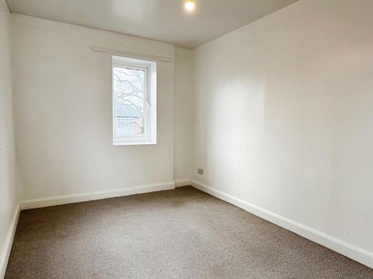 Elm Lane, Sheffield, S5 7TW - Photo 1