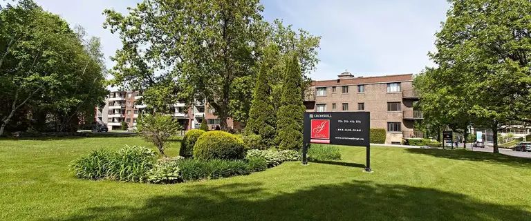 Jardins Decelles | 5600 Avenue Decelles, Montreal - Photo 1