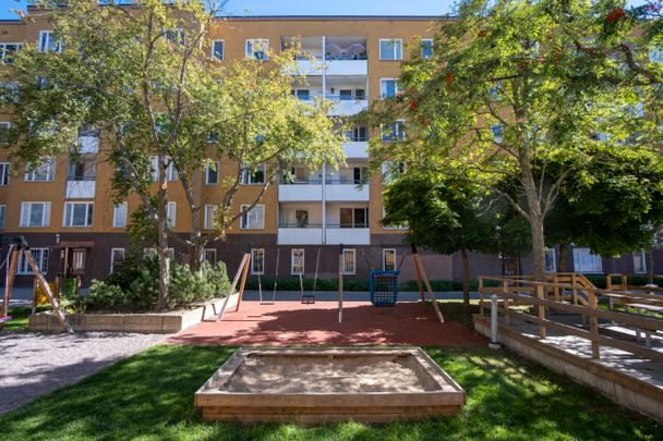 Vårby Allé 40 - Photo 1