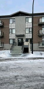 condo 4 1/2 à louer - Photo 4