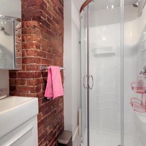 Loft entièrement meublé à louer Saint-Jean-Baptiste octobre 2025 - Photo 2