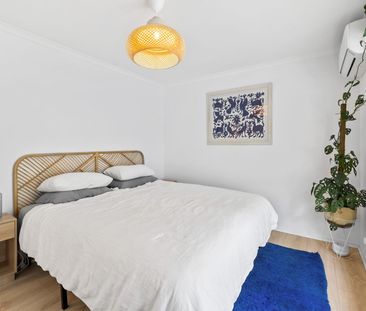 Immaculate Unit in Prime Suffolk Park Location - Photo 5