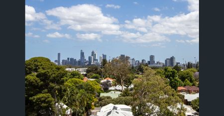 Looking For a Top Quality One Bedroom Furnished Unit? - Photo 2