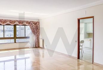 Apartamento T3 em Lisboa