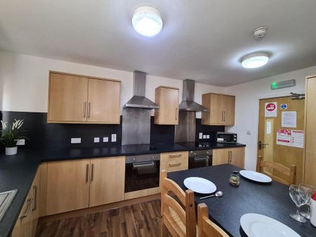 1 bedroom flat to rent - Photo 3