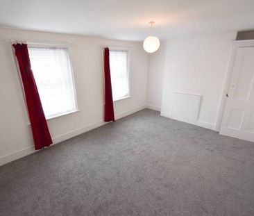 Commercial Road, Eastbourne, BN21 3XF - Photo 3