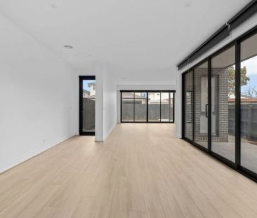 Brand New Coastal Living in the Heart of Dromana - Photo 4