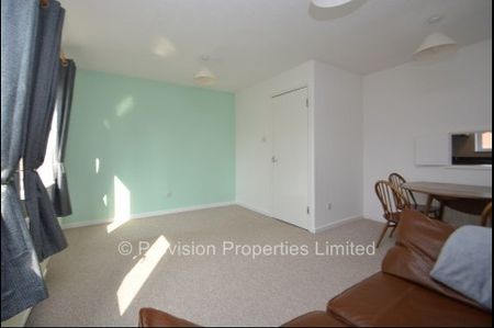 2 Bedroom House Rent City Centre Leeds - Photo 2